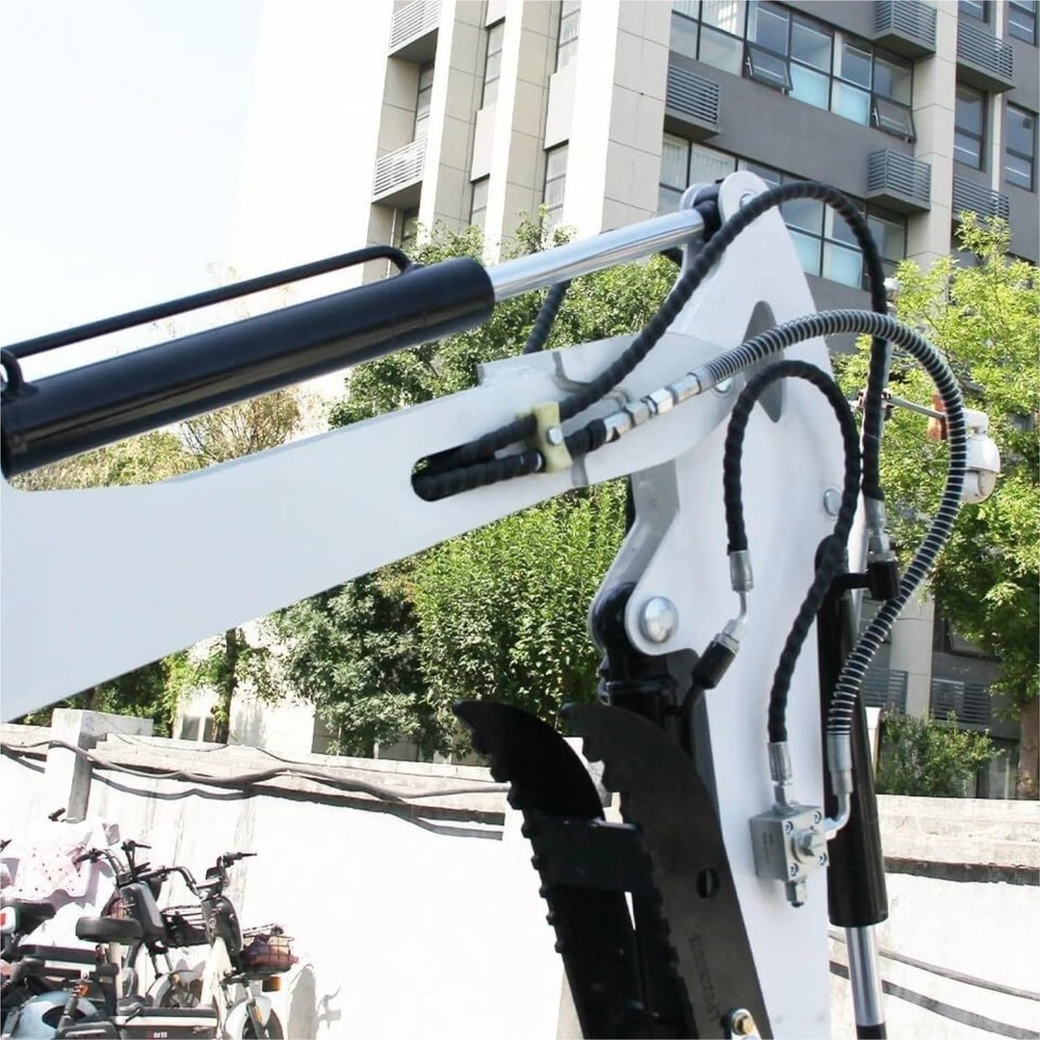 1.2 ton mini excavator review,Yuntu Rapid Drive mini excavator review,1.2 ton mini excavator review and rating,Yuntu 1.2 ton excavator review pros cons,compact crawler digger review honest opinion,mini excavator with hydraulic thumb review verdict unboxing and complete package contents